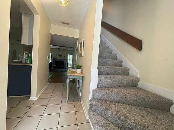 3rd image of 1000 Sea Island Rd #14