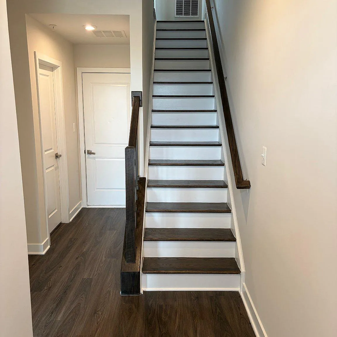 4 bed, 4.5 bath, 2172 sqft, $3,500 — Photo 3