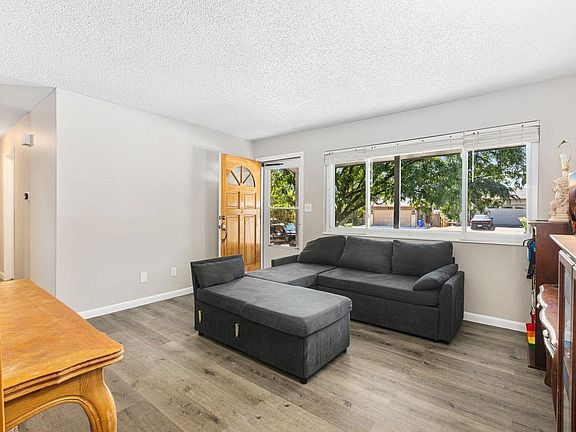 5th image of 3403 W 24th St