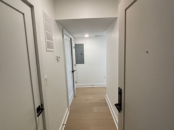 2nd image of 917 Bennington St #309
