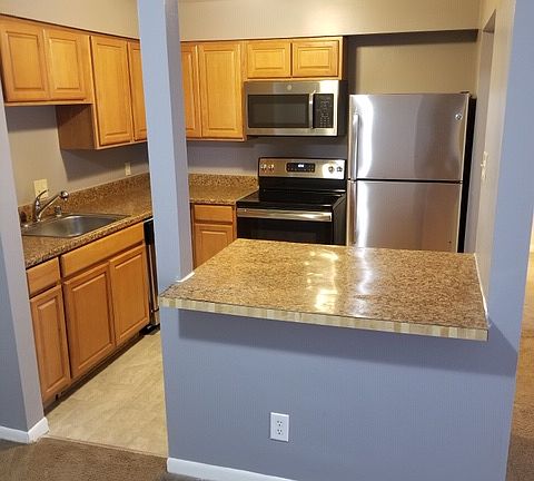 5th image of 10103 Prince Pl Unit 202-5A