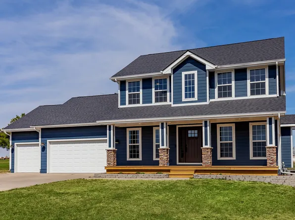 12415 NW 110th Ave, Granger, IA 50109