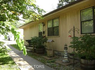 1027-B E Blaine St, Springfield, MO 65803