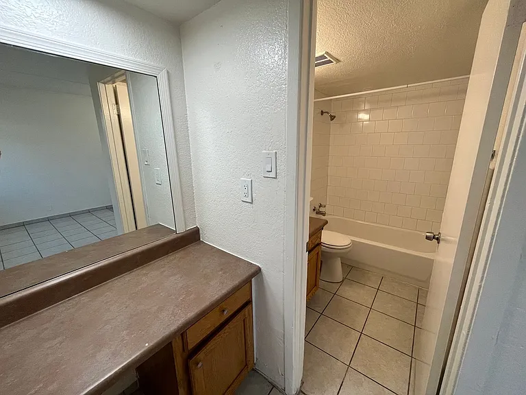 769 E. Pierce St. — Photo 18