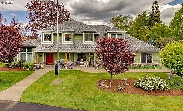 1st image of 705 N Molalla Ave
