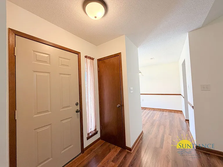 1055 Quail Hollow Dr — Photo 12