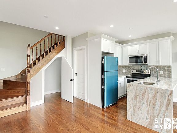 2nd image of 948 Herkimer St #3P
