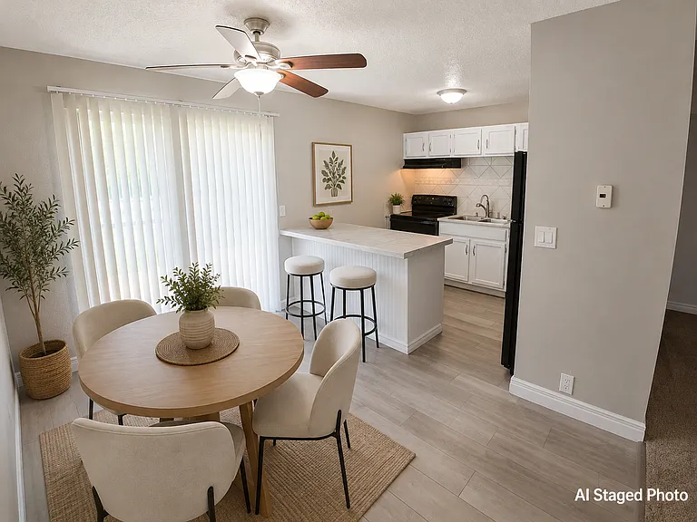 713 Dondee Dr — Photo 15