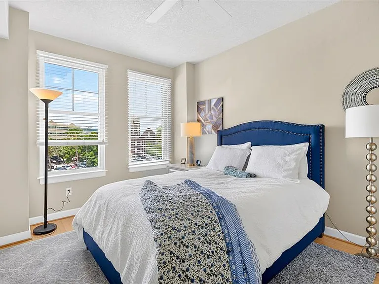 345 Bayshore Blvd #403 — Photo 31
