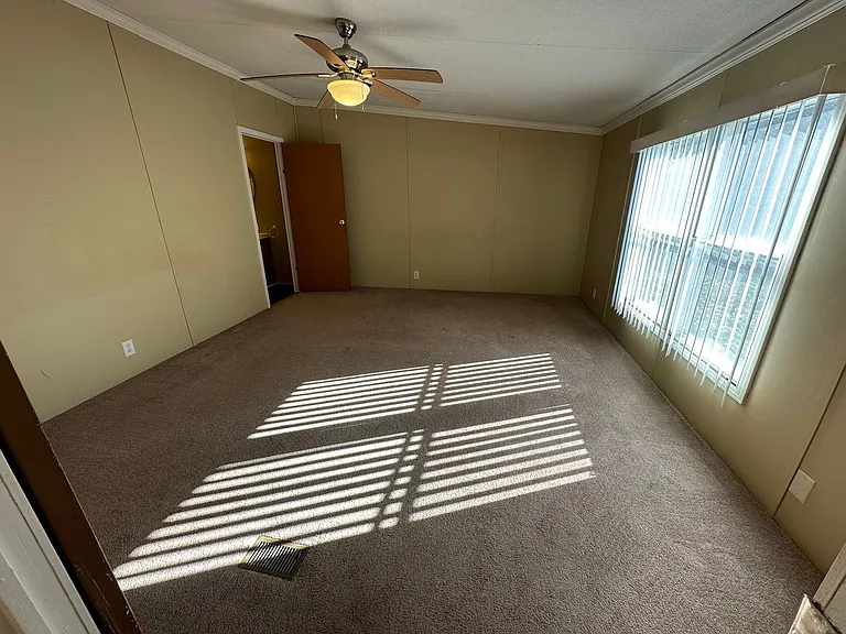 134 Brandenburg Dr — Photo 11