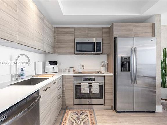 2nd image of 121 NE 34th St Unit 2111