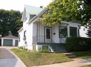 225 W Crescent St, Marquette, MI 49855