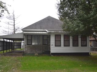 335 W 16th St, Centralia, IL 62801