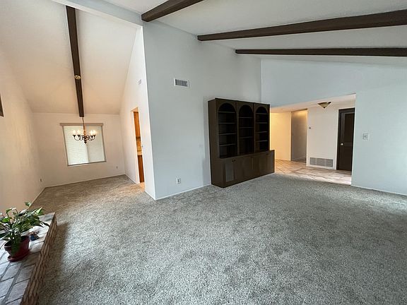 4th image of 6861 Mewall Dr
