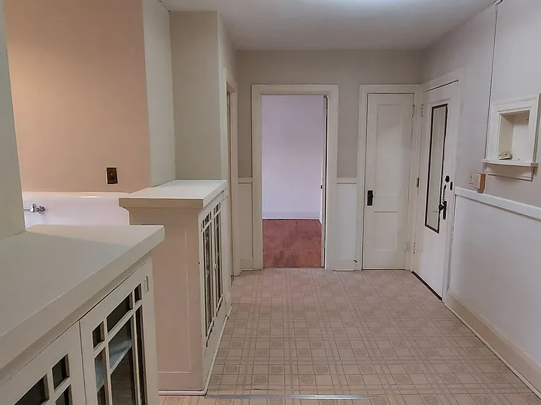 1168 Grand Ave — Photo 5