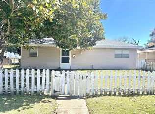 602 Huntlee Dr, New Orleans, LA 70131