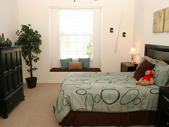 4th image of 14644 Golden Rain Tree Blvd