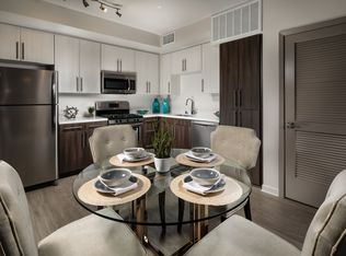 318 W Wilson Ave #1-438, Glendale, CA 91203