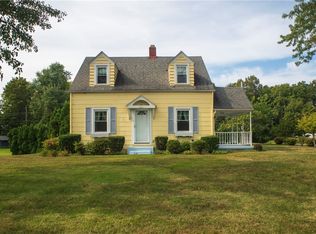 2804 Wellington Rd, Erie, PA 16506