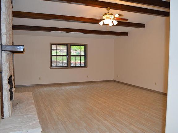 3rd image of 113 Pine Cone Way