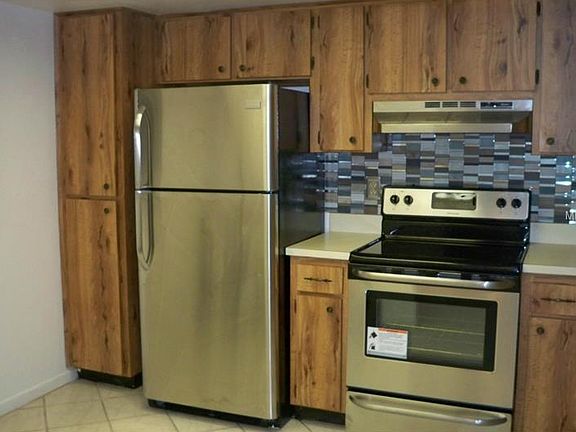 2nd image of 2675 Sabal Springs Cir APT 103