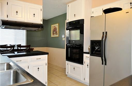 4th image of 3803 Oak Hill Dr