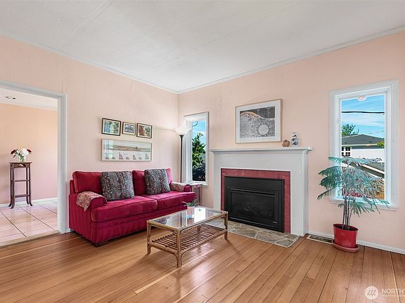 5th image of 1631 N 54 Street