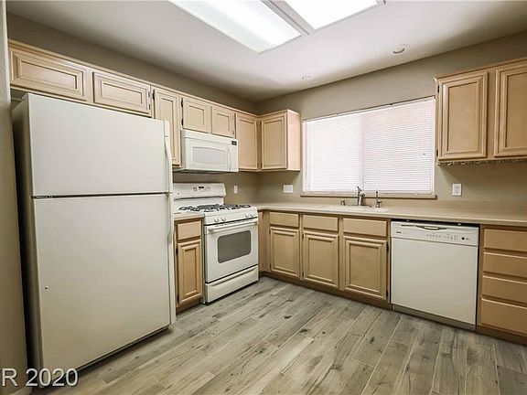 5th image of 2705 Vista Butte Dr