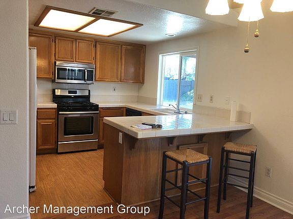 5th image of 25699 Jonestown Dr