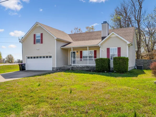 3823 McAllister Dr, Clarksville, TN 37042