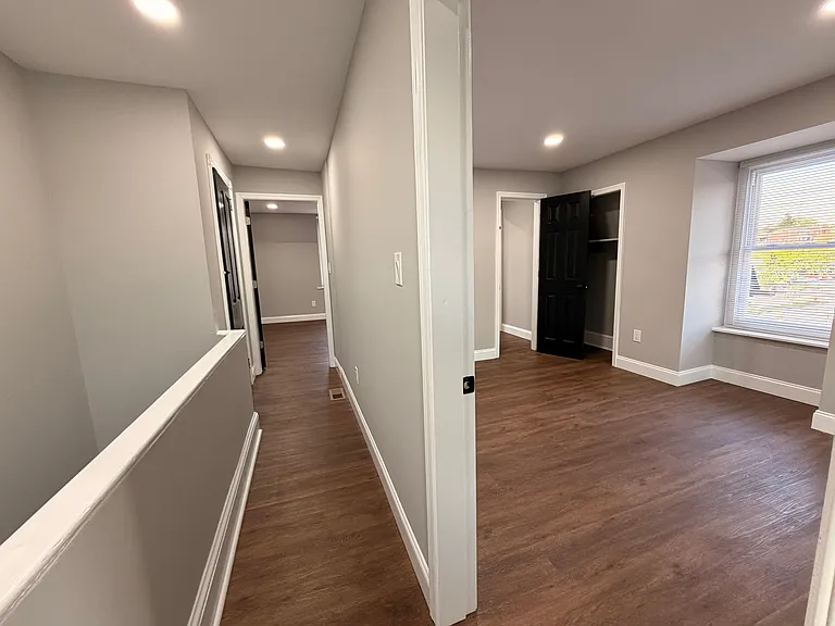 516 E Marshall St #1 — Photo 15