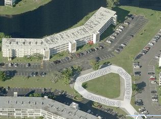1127 Cambridge #F, Deerfield Beach, FL 33442