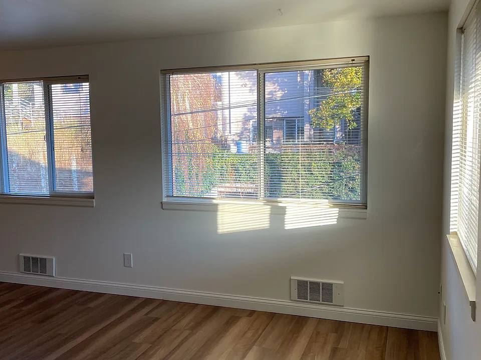 Bright living space, electric heaters