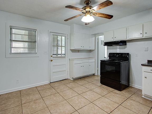5th image of 3030 Camden St