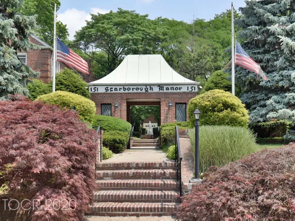 151 E Palisade Ave #D8-42, Englewood, NJ 07631