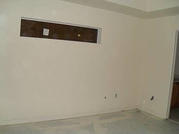 3rd image of 558 Wabasso Ave S
