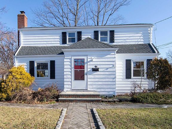 4th image of 91 Underhill Ave