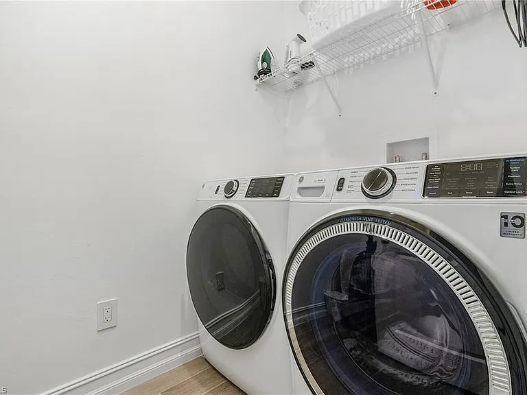 7596 Morgan Way — Photo 24