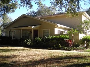 11802 Foxrun Ln, Temple Terrace, FL 33617