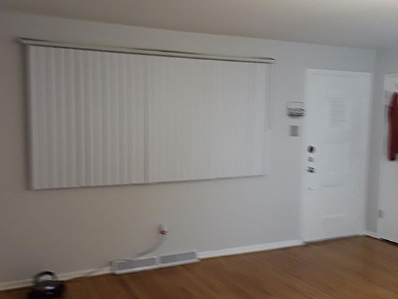 3rd image of 9151 Wood Ave #9151