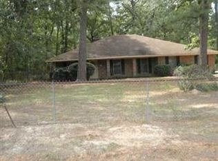 1152 McDaniel Dr, Shreveport, LA 71107