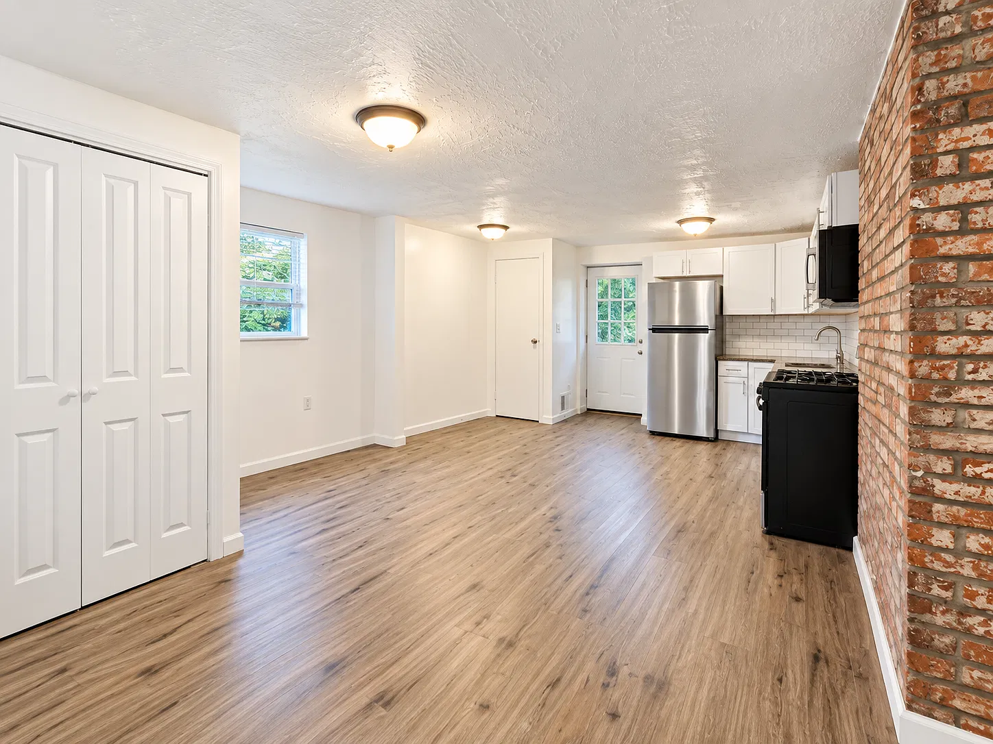 1 bed, $1,095 — Photo 3