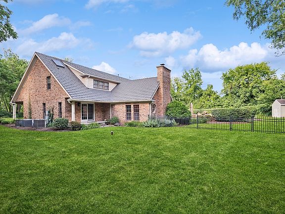 5th image of 32W721 Honey Hill Cir