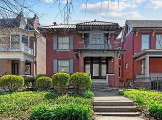 6040 Westminster Pl #1F, Saint Louis, MO 63112