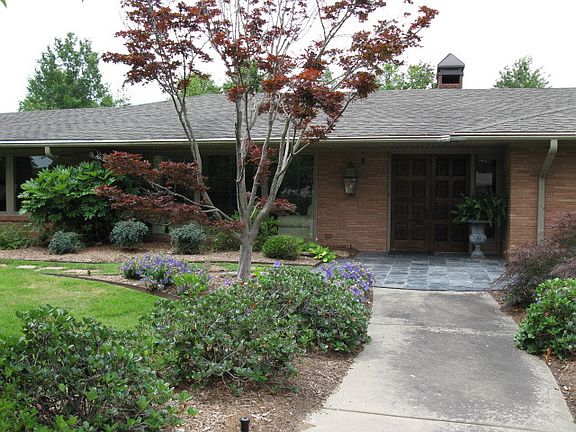 2nd image of 1910 Coker Hampton Dr