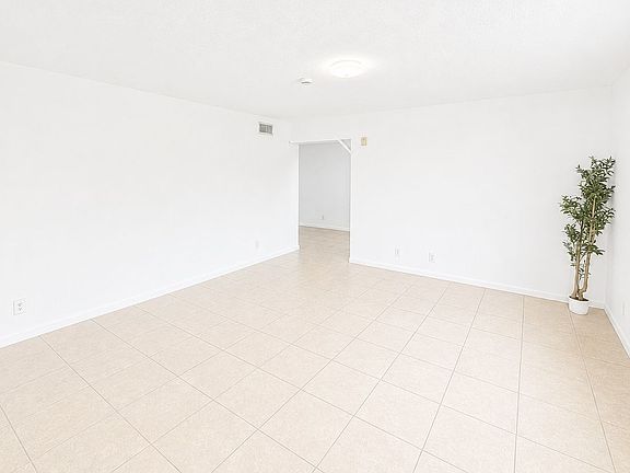 5th image of 2519-2521 Pierce St #2521-10