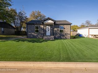 9200 Farmer Rd, White Settlement, TX 76108