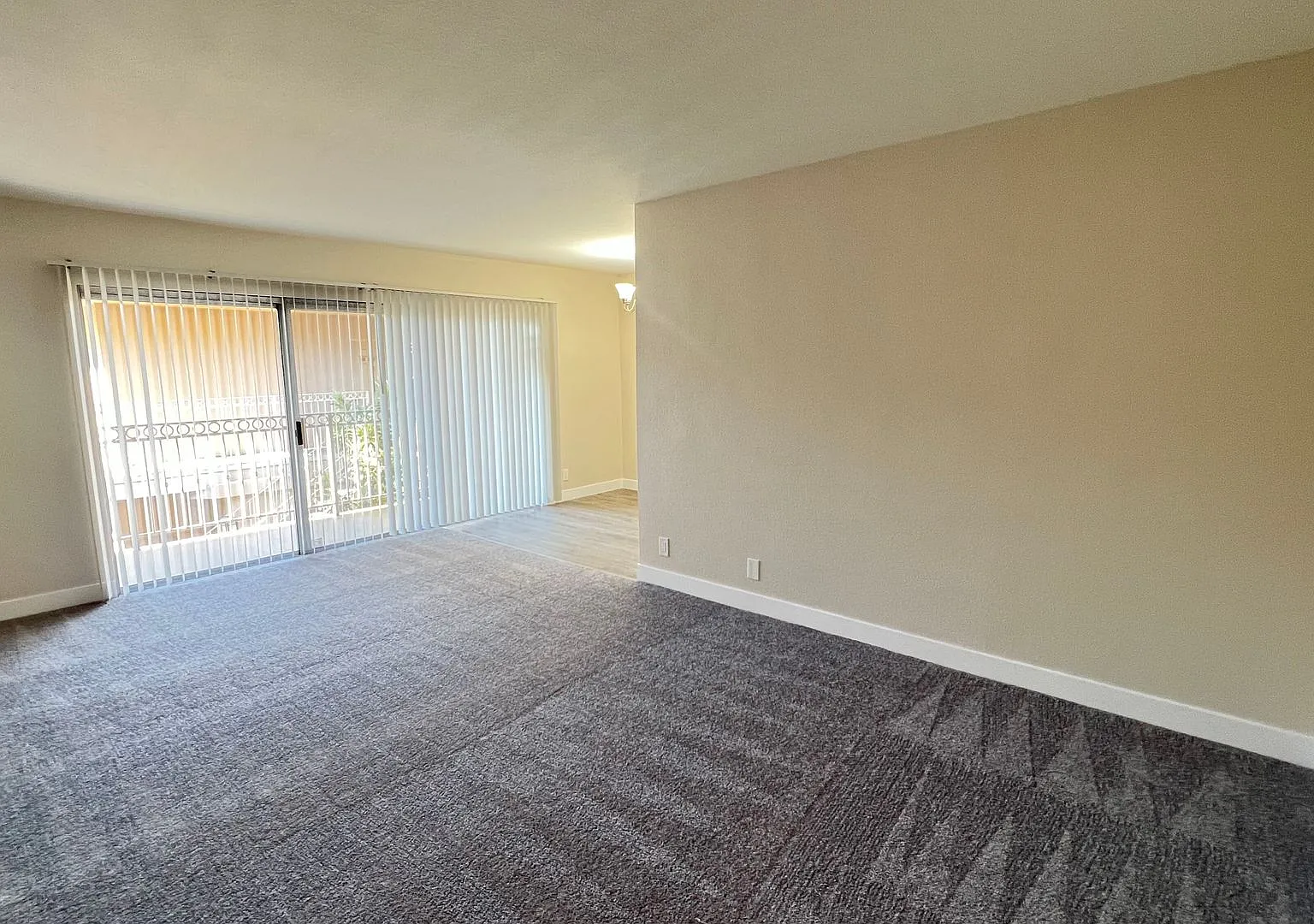 9600 Reseda Blvd — Photo 3