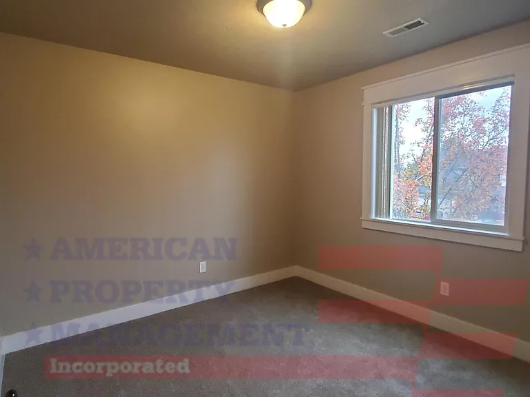 2839 N Jeremy Ave — Photo 7