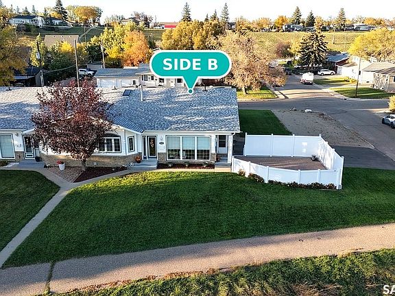 2nd image of 558 8th Avenue NE #B